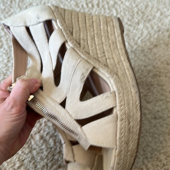 Merona tan wedge sandal size 9.5 - Picture 4 of 6